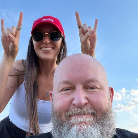 Rob Vandall: Horns up